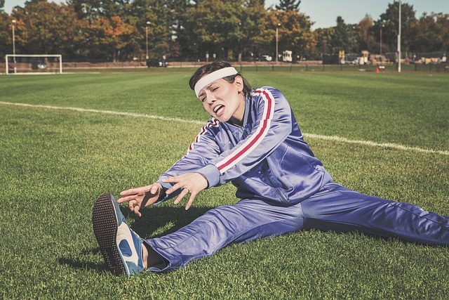 sportovkyně na trávníku